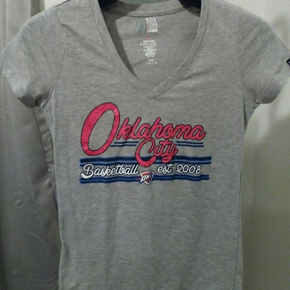 OKC Thunder t-shirt